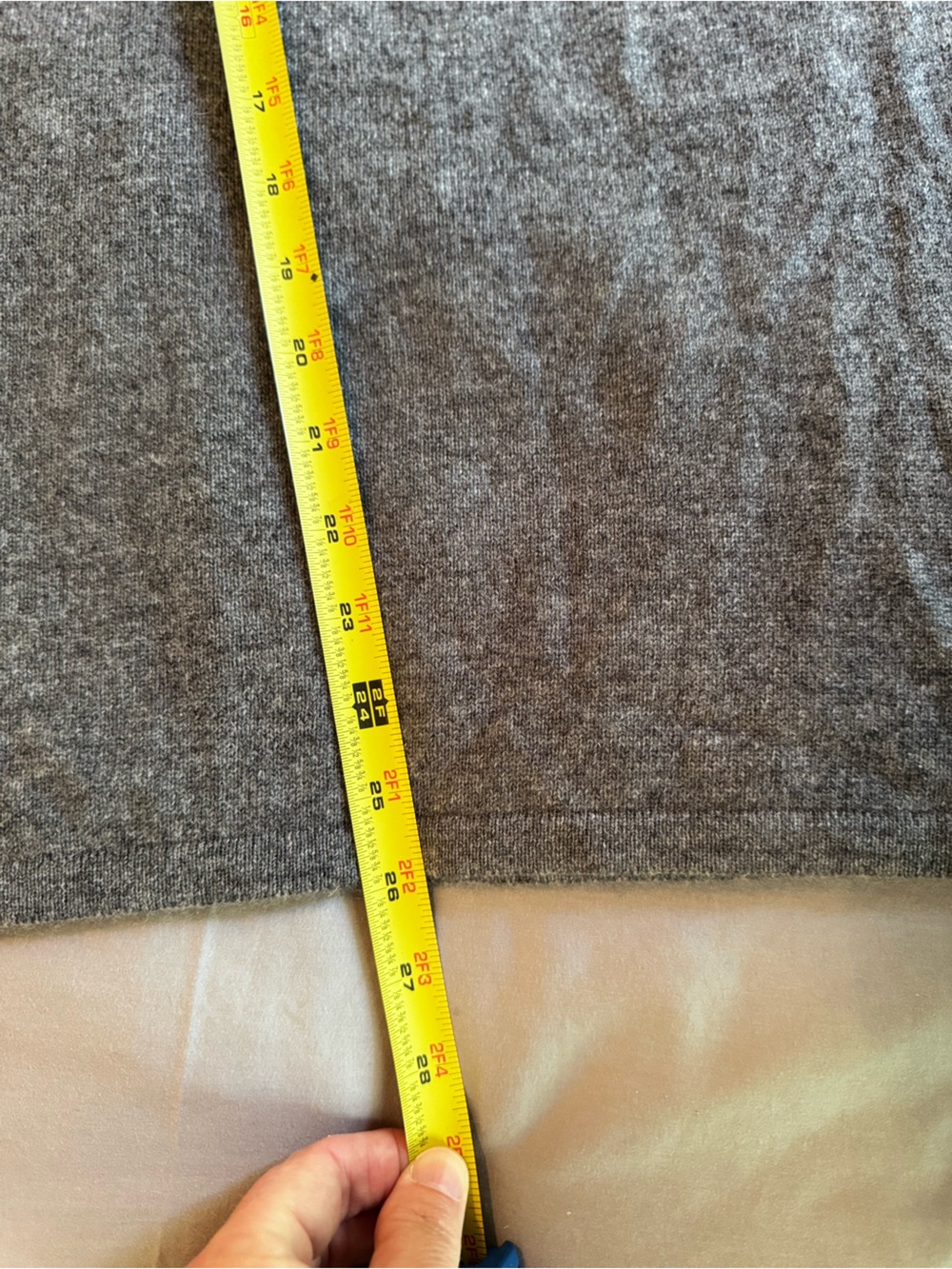 NEIMAN MARCUS 100% Cashmere Grey Sleeveless Tank Top - Picture 13 of 13